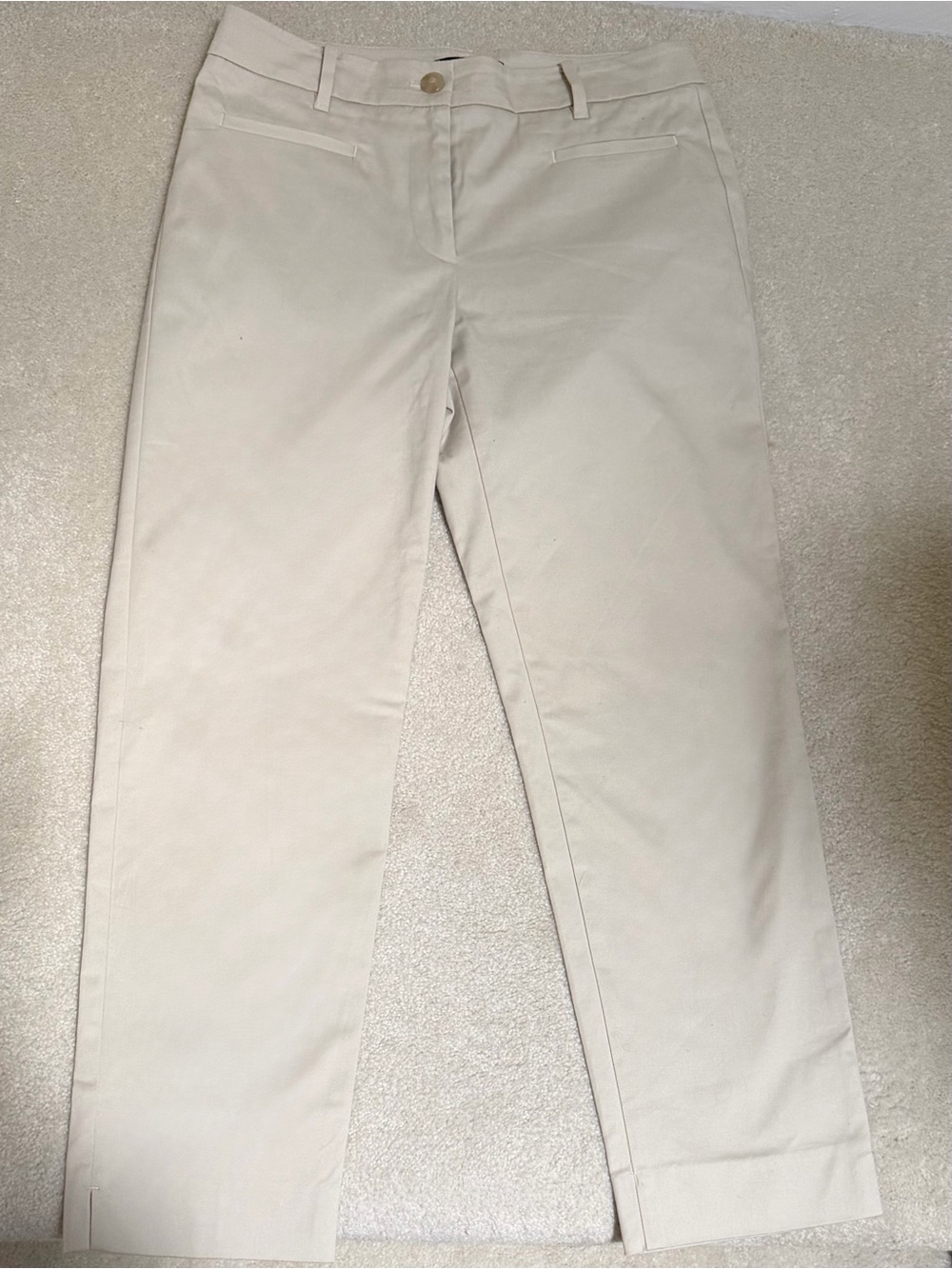 Ann Taylor Women’s Beige Straight Cut Dress Pants Size 2